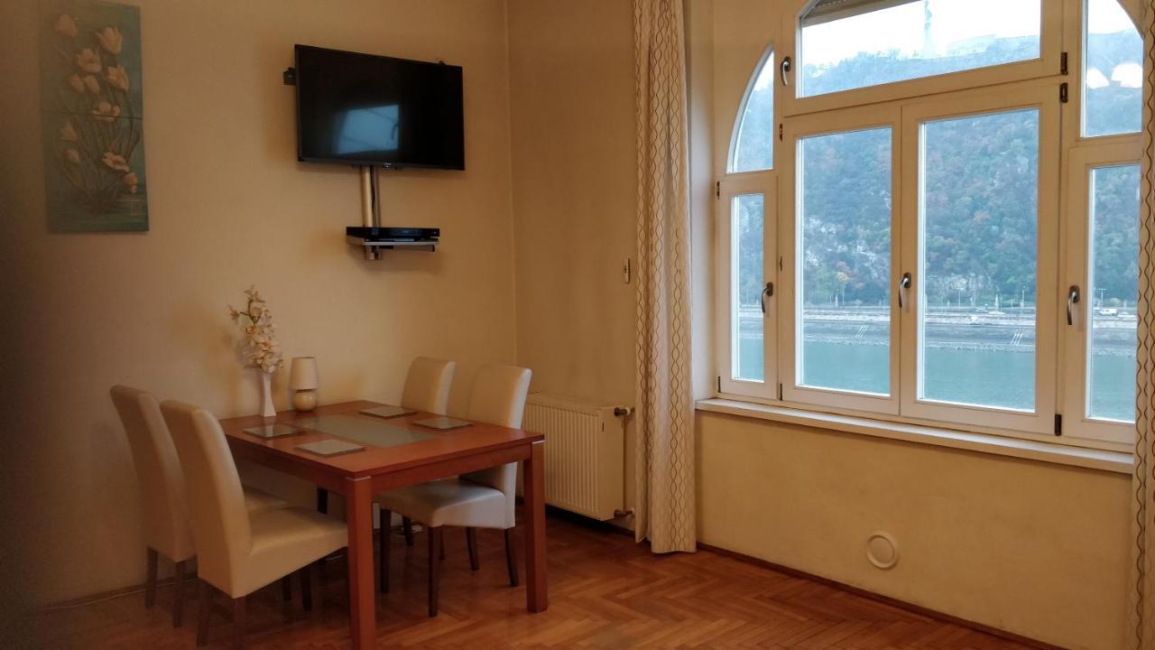 Danube View Apartment Budapest Exterior photo